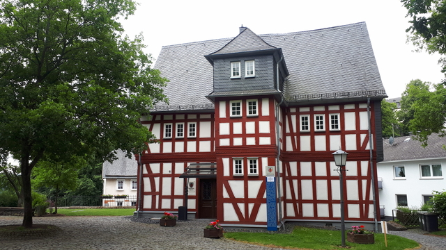 Burgmannenhaus1